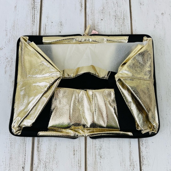 Victoria’s Secret Packable Convertible Tote Travel Duffel Bag - Picture 5 of 7